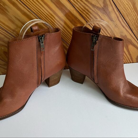 Madewell Billie Ankle Bootie - Picture 5 of 7